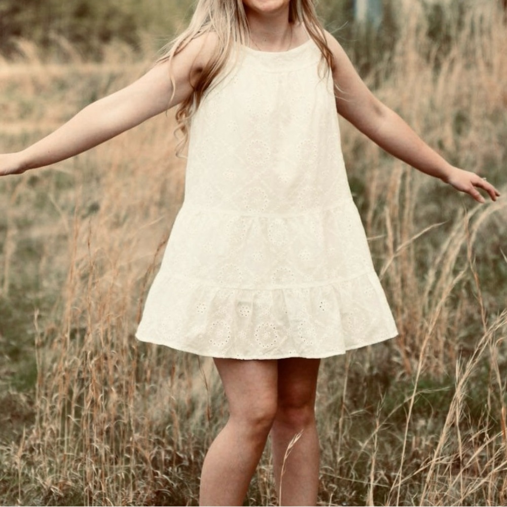 Crescent white dress size M